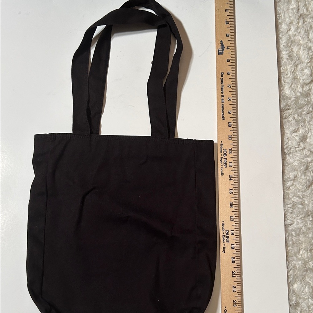 Ed Hardy Black Tote with Fierce Tiger Graphic - Picture 7 of 9